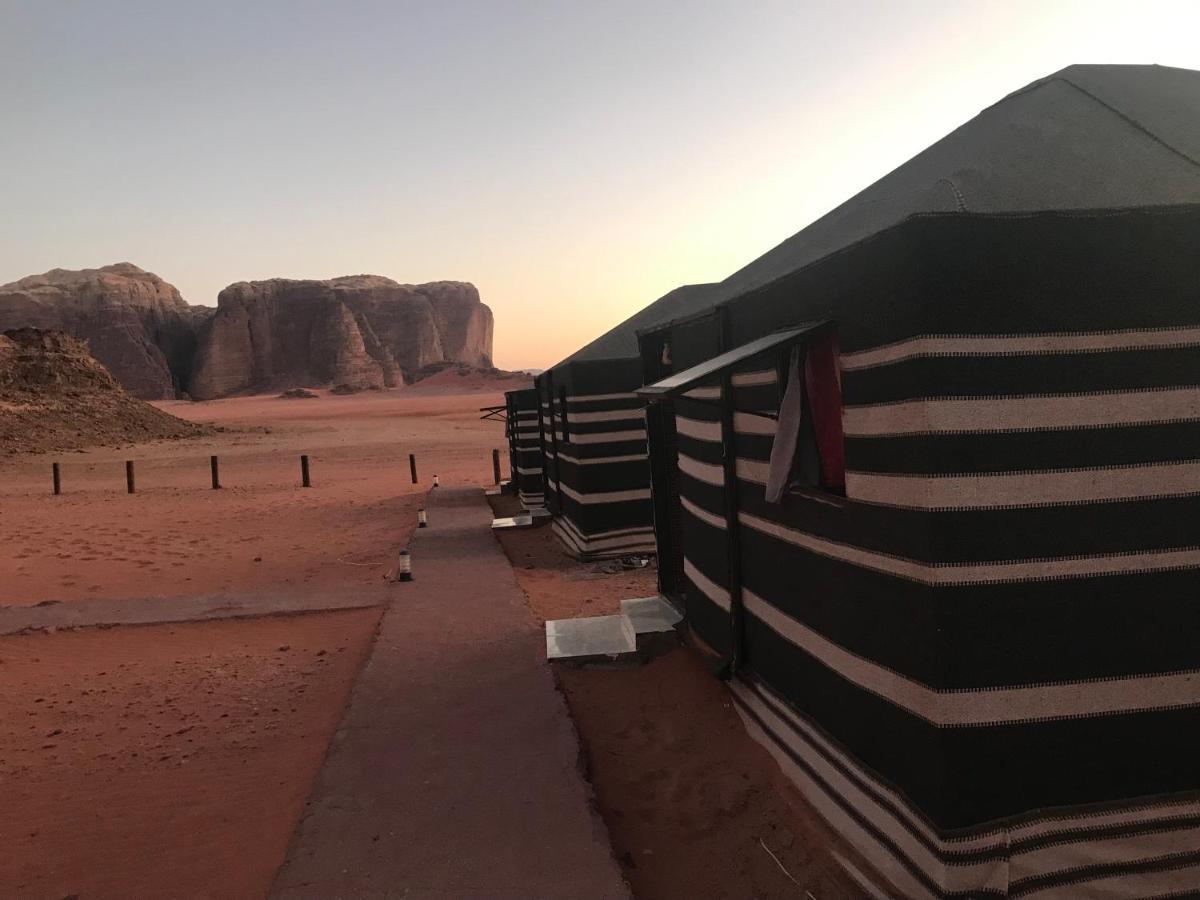 Black Irish Camp And Tours Wadi Rum Exterior photo