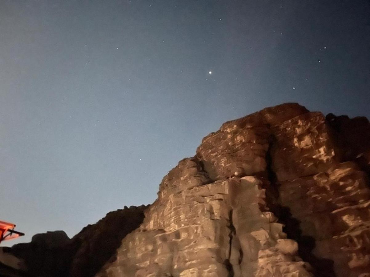 Black Irish Camp And Tours Wadi Rum Exterior photo