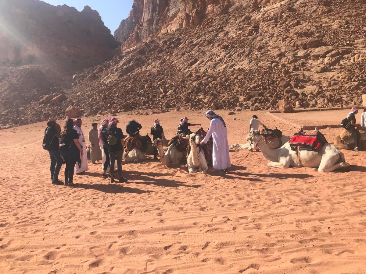 Black Irish Camp And Tours Wadi Rum Exterior photo