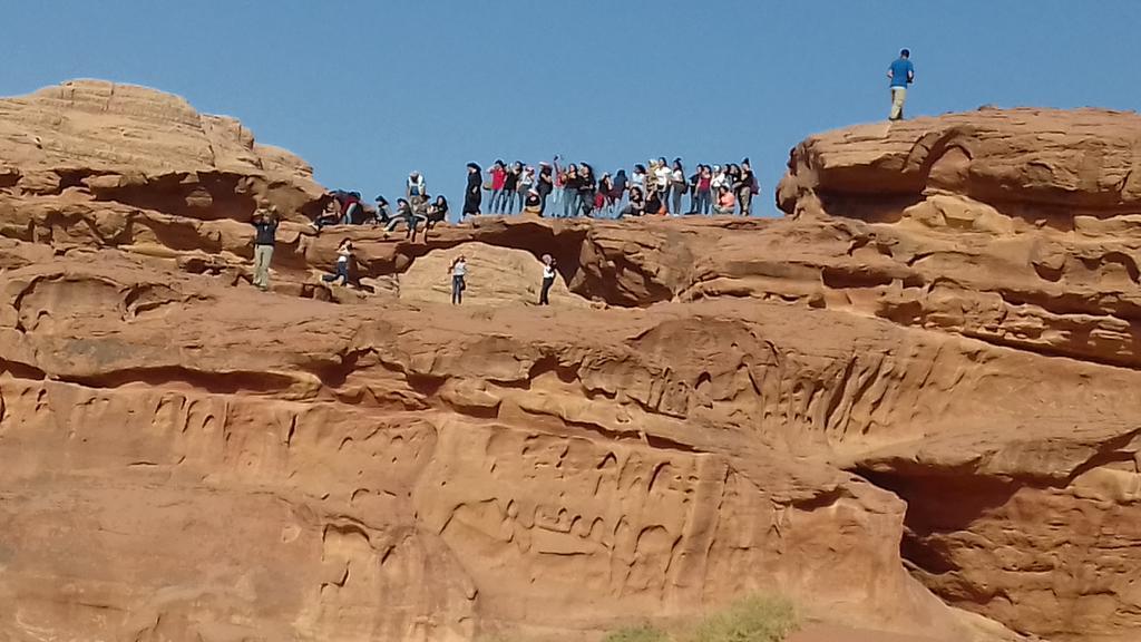 Black Irish Camp And Tours Wadi Rum Exterior photo