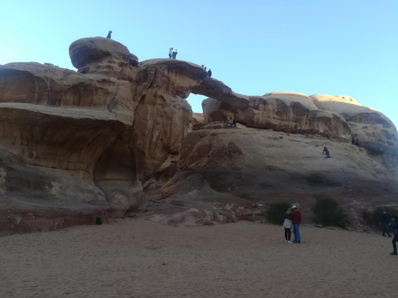 Black Irish Camp And Tours Wadi Rum Exterior photo